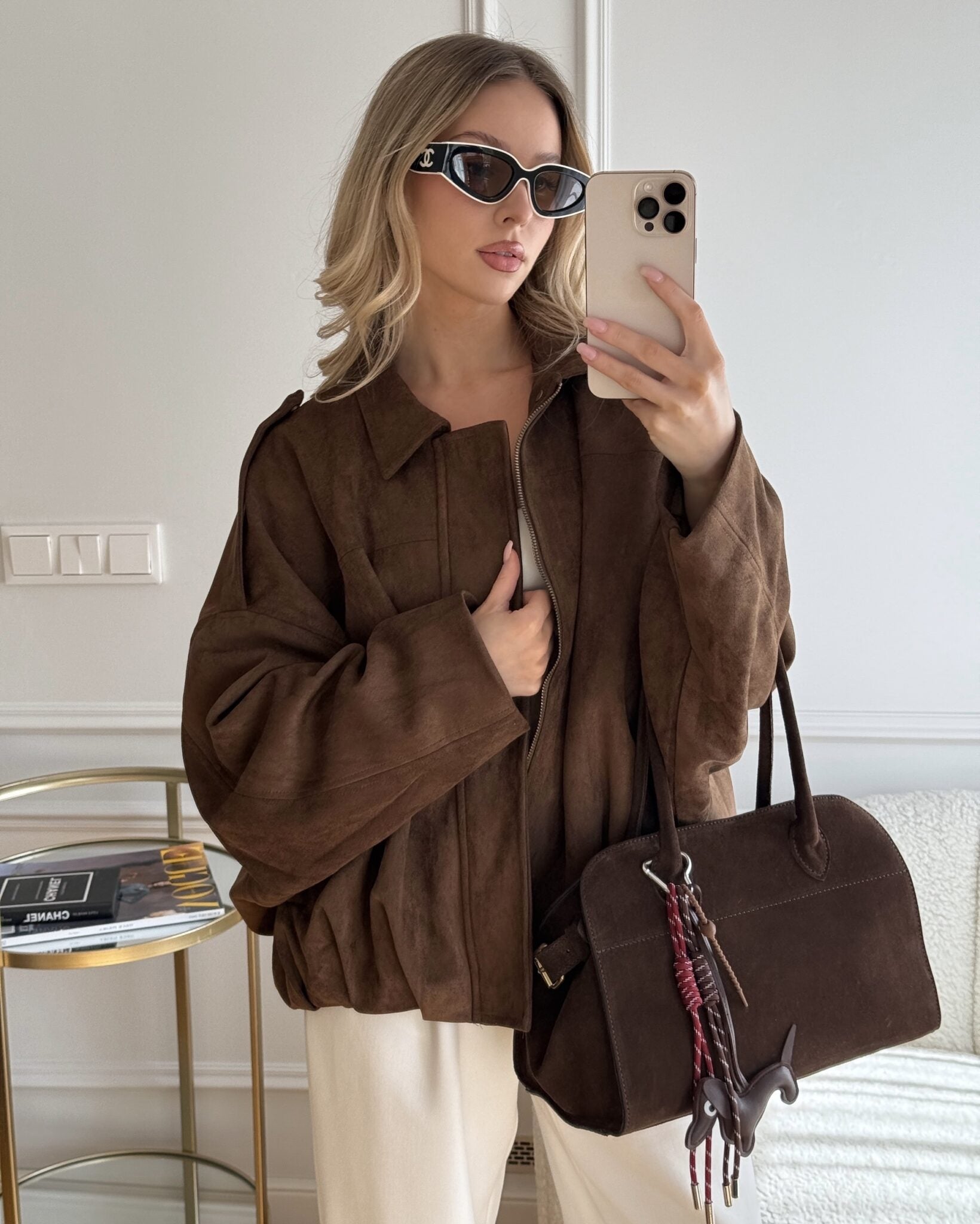 Vintage Suede Bomberjacke in Oliv Eleganter Stil und Zeitloses Design-Jackets-WUNDERLOOK