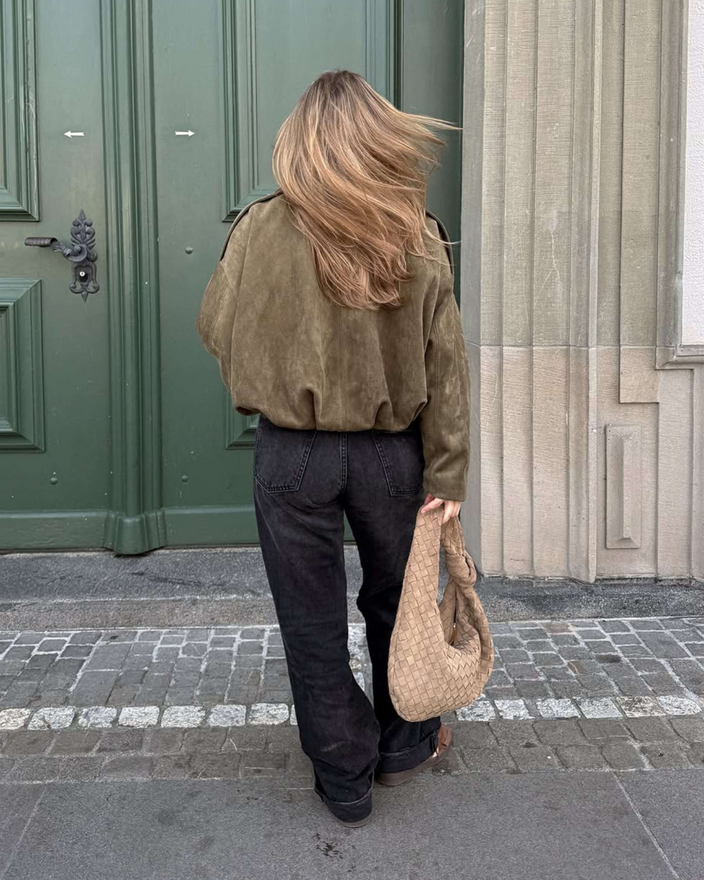 Vintage Suede Bomberjacke in Oliv Eleganter Stil und Zeitloses Design-Jackets-WUNDERLOOK